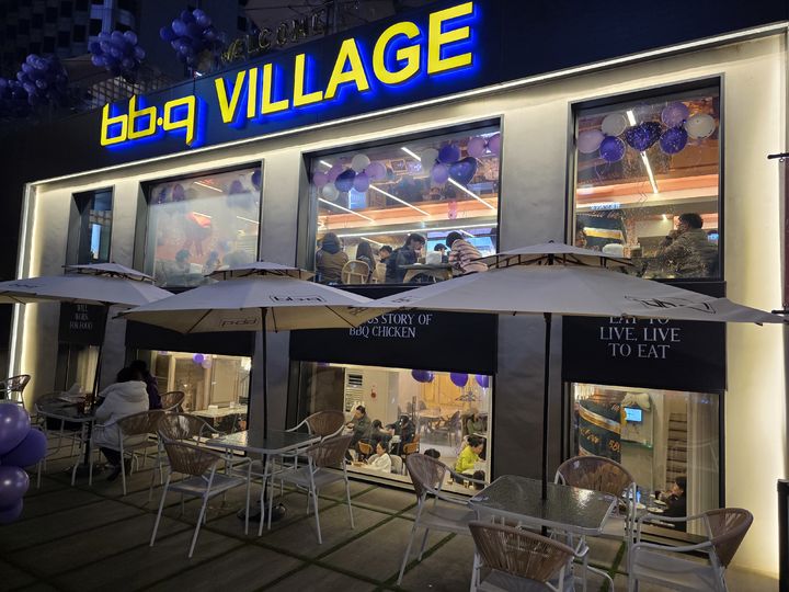 BTS 떠나도 아미는 남는다…귀가 소비 '앵콜'에 외식업계 환호성[BTS 컴백]