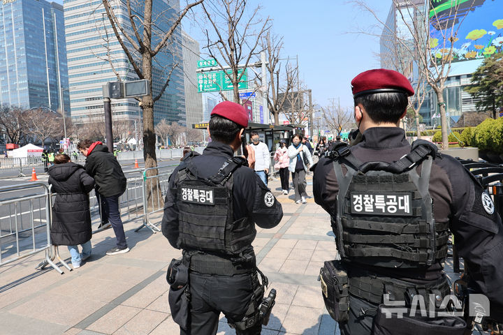 BTS 컴백 공연, 경찰 안전관리 총력 [뉴시스Pic]