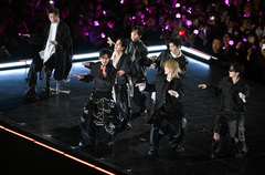 'BTS 컴백' 공연 마친 하이브, 14%대 급락…재료 소멸 인식 영향