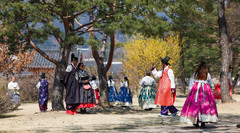 "아침엔 쌀쌀, 낮엔 포근"…일교차 15~20도[오늘날씨]