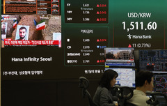 고유가에도 뉴욕 증시 선방 …"글로벌 자금, 美로 이동"