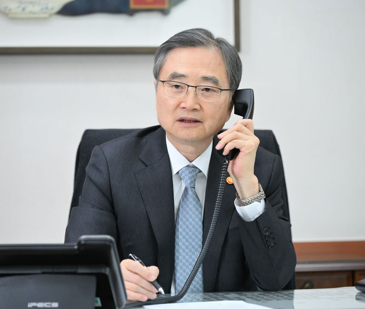 이란특사 보낸다…"호르무즈 통행 재개 강조"