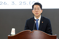 황종우 해수부 장관 "해운항만 튼튼해야 우리 경제 잘 돌아갈 수 있어" [뉴시스Pic]