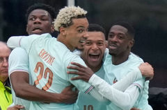 브라질전 선제골 환호하는 음바페