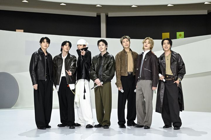 BTS, 美 지미팰런쇼 출연 뉴욕 구겐하임미술관 공연