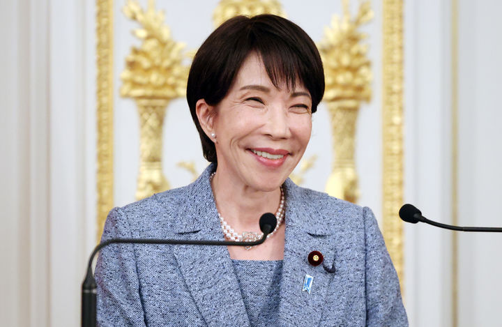 日다카이치 "때가 왔다, 내년엔 개헌 발의 전망 서길" 개헌 의욕 재강조