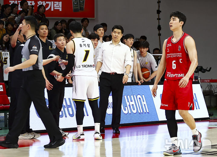 [오늘의 뉴스종합] 프로농구 LG 조기 우승 도전, KLPGA 고지원 단독 선두, 배구협회 여자대표팀 지도자 공개모집