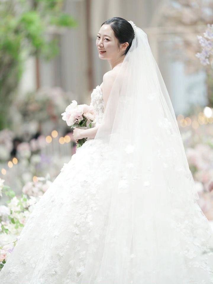 '마수리' 한보배, 결혼식 사진 공개…