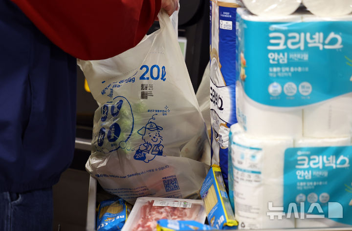 韓은 '쓰봉 대란', 日은 '화장지 대란'…사재기 확산