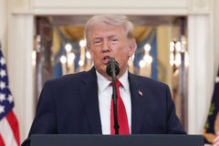 트럼프 "이란, 석기시대로 돌려보낼 것"