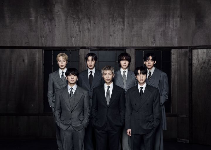 방탄소년단 '스윔', 2주 연속 스포티파이 '스윕'