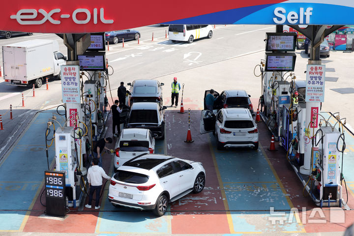 전쟁 여파에 석유류 9.9% 급등