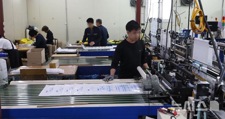 나프타 수글 불안, 종량제봉투 생산공장