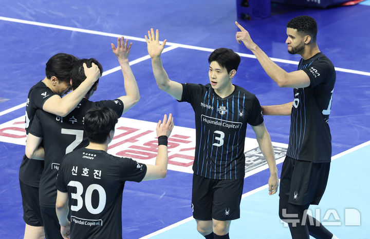 레오, '승리하자'