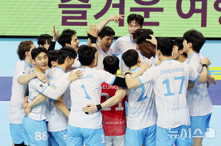 챔피언결정전 1차전 승리한 대한항공