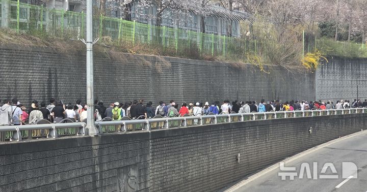 CRC 향해 걷는 '의정부워킹페스타' 참가들