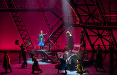 사랑과 예술로 살아낸, 너무나 뜨거웠던 그 여자…뮤지컬 '렘피카' [객석에서]