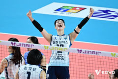 GS칼텍스, 풀세트 접전 끝에 챔프전 2차전도 승리…우승까지 한 발