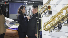 김정은 가슴 '콕', 훈시 중에 '딴짓'…김주애의 자유분방한 평양 시찰