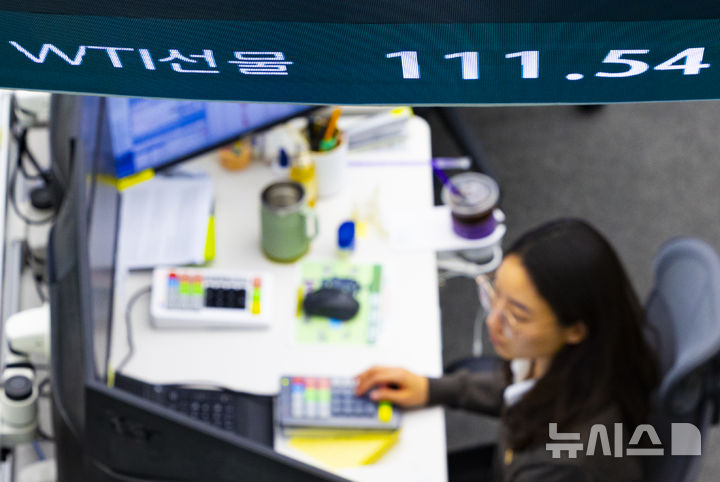 미 트럼프 대통령 이란 공세 강화 선언... WTI 유가 상승