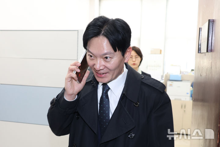 국조특위 출석했다 발길 돌린 박상용 검사 "檢이 일정 통보 안 해줘" [뉴시스Pic] 