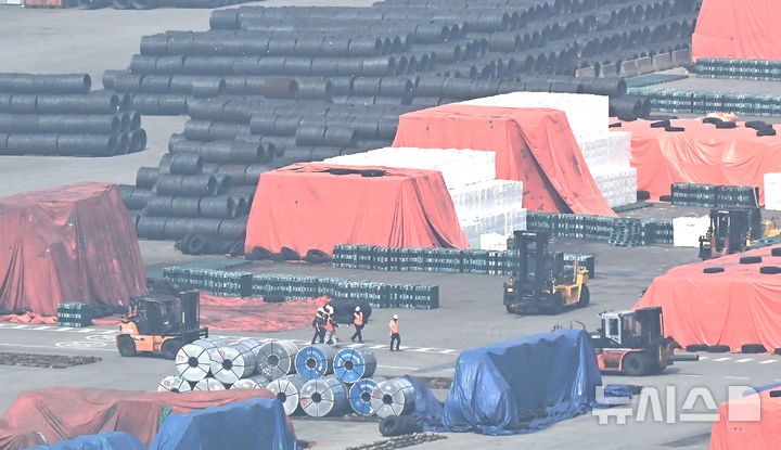 美, 철강·구리 파생상품 관세 강화