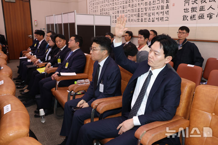 발언권 요청하는 박상용 검사