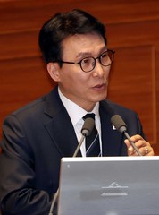 김 총리 "호르무즈 통행료 논의 없어…원유 北 유입설, 말 안 되는 얘기"(종합)
