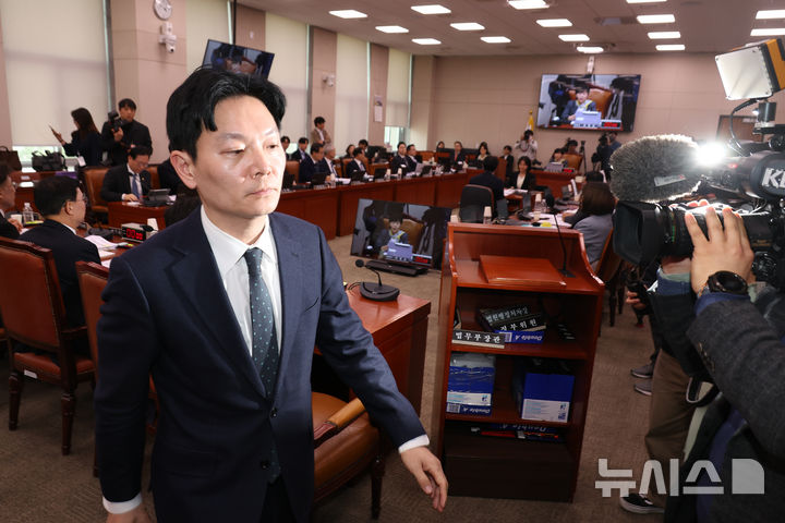 국조특위서 퇴장당한 박상용 검사