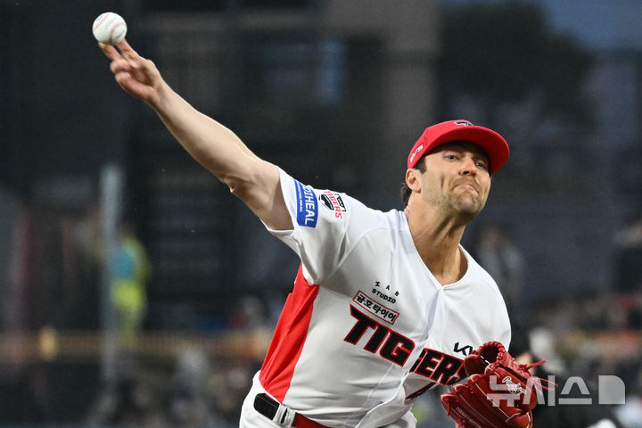 역투하는 KIA 네일