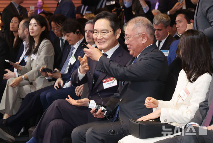 한-프 경제계 미래 대화 참석한 이재용-정의선 회장