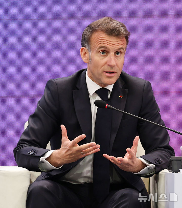 발언하는 마크롱 프랑스 대통령