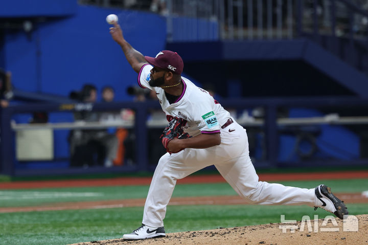 6이닝 1실점 알칸타라