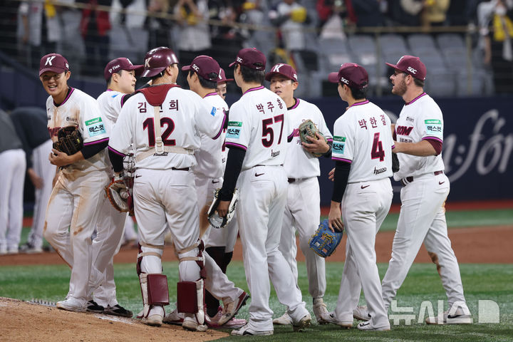 키움, 홈 개막전 승리