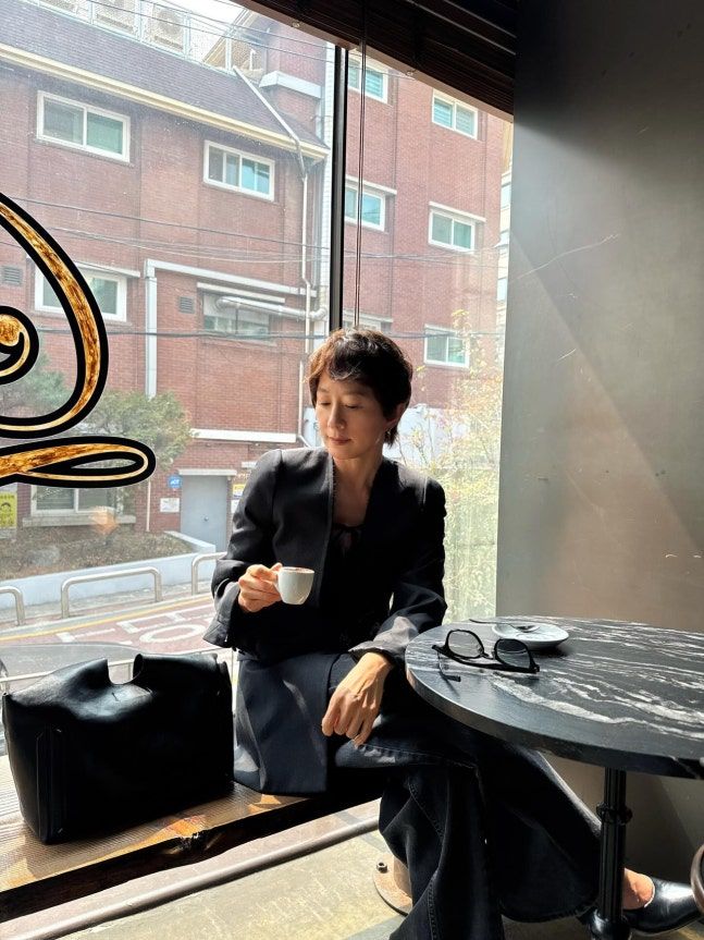 김희애 숏컷…새 예능 앞두고 변신