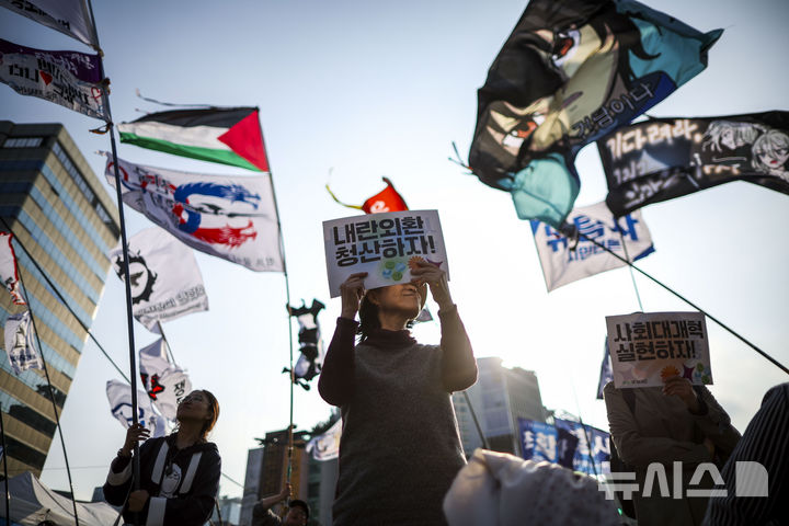 '尹 탄핵 1년', '내란청산 사회대개혁 주권자 승리의 날 시민행동' 집회 [뉴시스Pic]