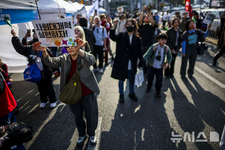 '윤석열 전 대통령 탄핵 1년'