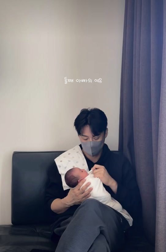 둘째 낳은 김소영, 남편 오상진 육아 공개 