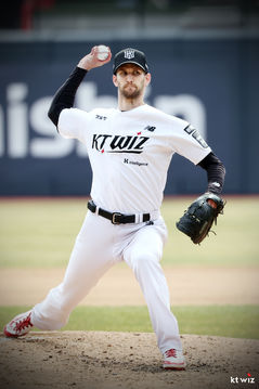 보쉴리, 좌타자 9명 상대로 무실점 쾌투…KT, 삼성 상승세 넘고 2연패 탈출