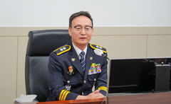 신효섭 충북경찰청장 취임…"경청·배려 자세" 주문