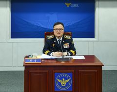 김성희 부산경찰청장 취임…"스마트 부산경찰 만들겠다"