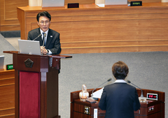 김 총리, 홍해 통한 원유 운송 관련 "안전 전제…여러 시나리오 면밀 검토"