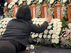 '안전공업' 손주환 대표 문평동 합동 분향소 찾아…유족 거세게 항의