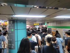 서울 지하철, 혼잡도 높은 역사 5곳 맞춤형 공간 개선