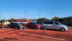 제주서 차량 4대 연쇄 충돌…2명 이송