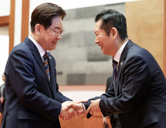 與 "윤 정부 3년간 1조2천억원 이자 폭탄 남겨…당정이 바로잡을 것"