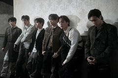 '14주년' 엑소, 왕관 내려놓고 기꺼이 '집'이 되다…"위아원" 