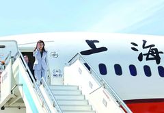 대만 국민당 대표, 쑨원 묘 중산릉 참배…中극진한 예우 