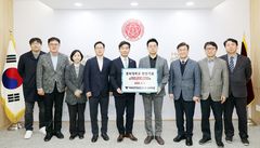 경북대 동문 고 우두현 선생 유족, 후학 양성 1억 기탁