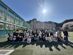 강릉경찰서, 경포초 신입생에게 '꿈나무 안전모' 전달